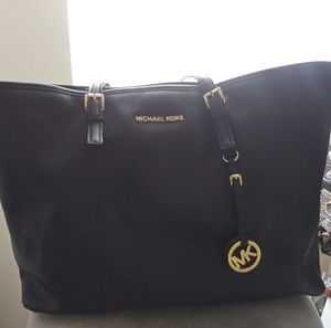 Michael Kors Jet Set Large East West Tote